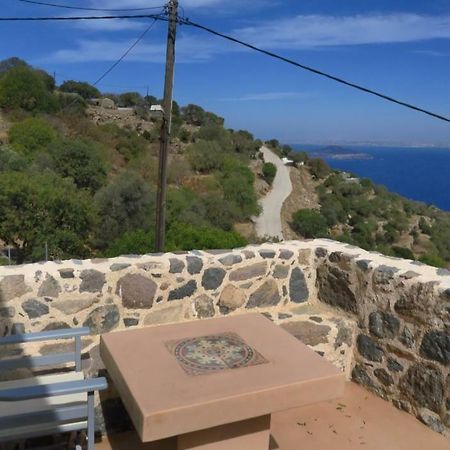 Вилла Moustafa Stone House Emporeios  Экстерьер фото